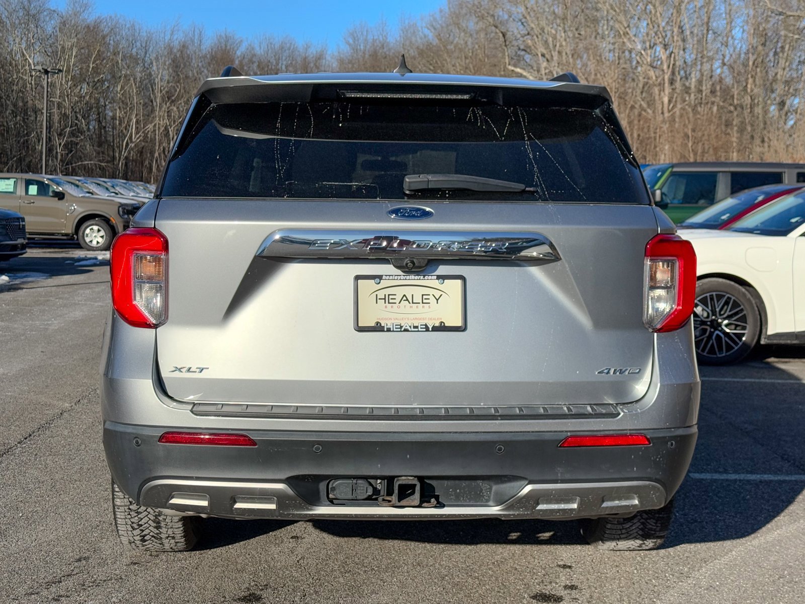 Certified 2022 Ford Explorer XLT w/ Equipment Group 202A image 5