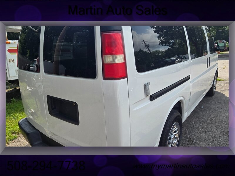 Used 2010 Chevrolet Express 1500 AWD w/ Power Package image 5