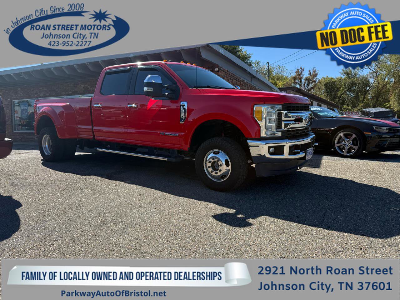 Used 2017 Ford F350 XLT w/ XLT Premium Package image 1