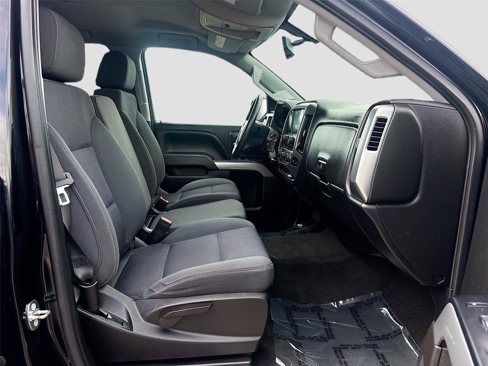Used 2018 Chevrolet Silverado 1500 LT w/ Midnight Edition AWD/4WD image 26