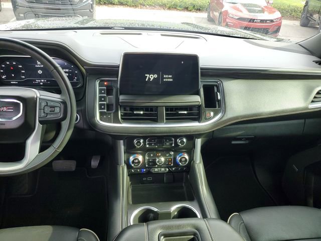 Used 2023 GMC Yukon XL SLT w/ SLT Premium Package RWD image 14