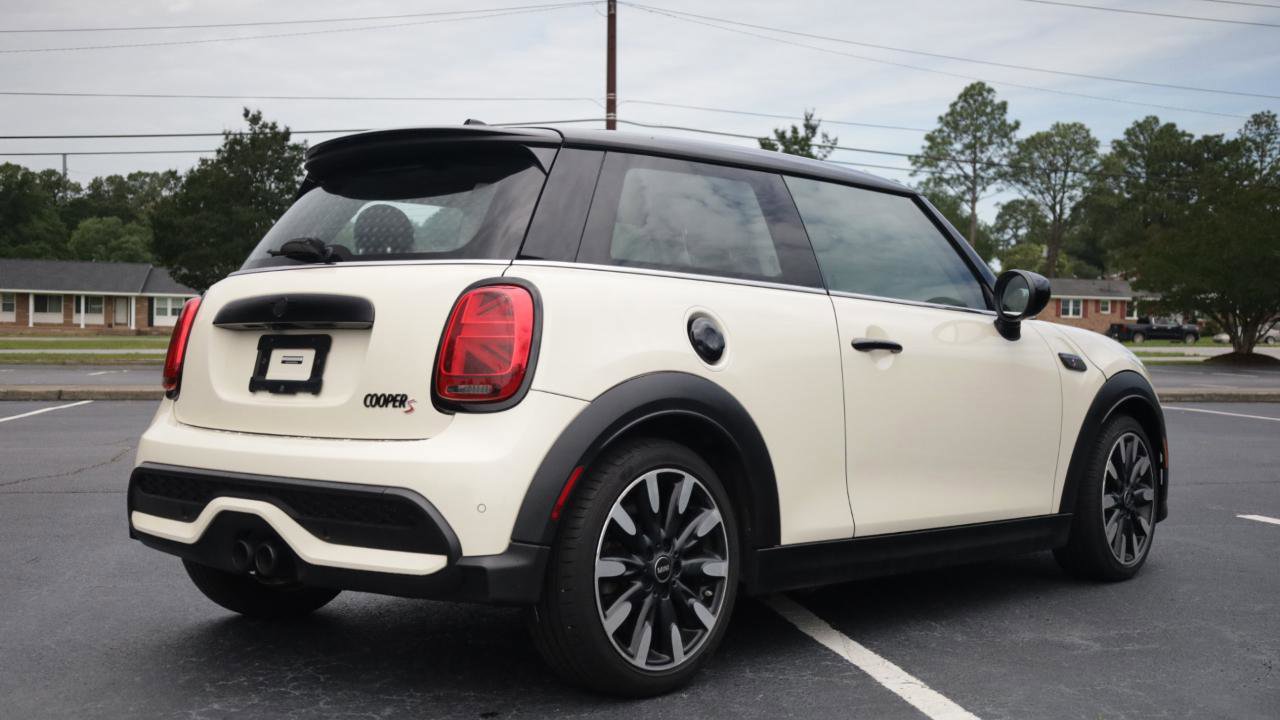 Used 2022 MINI Cooper S w/ Premium Package FWD image 6