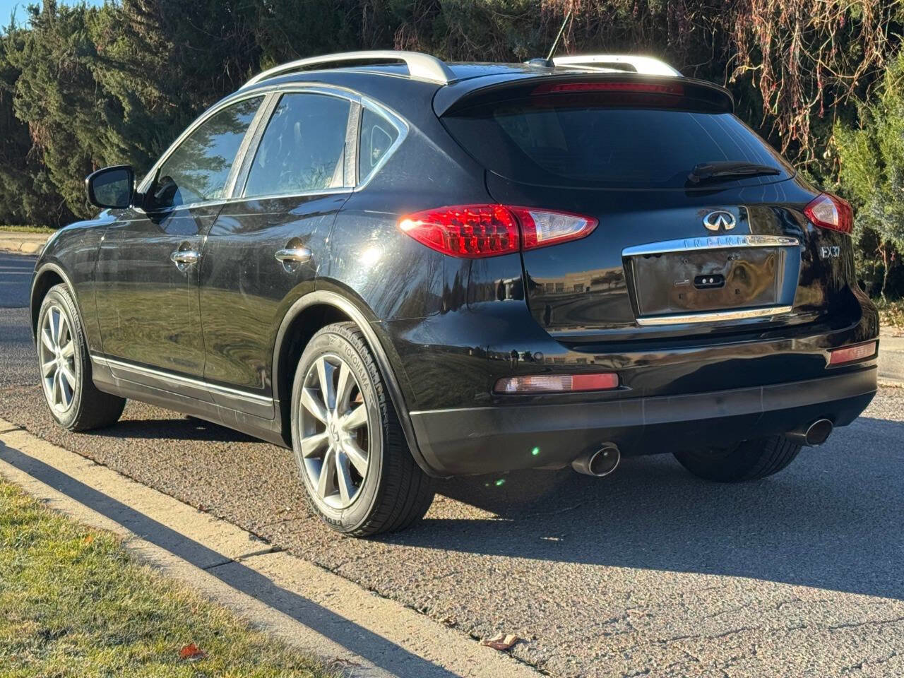 Used 2013 INFINITI EX37 Journey w/ Premium Pkg image 5