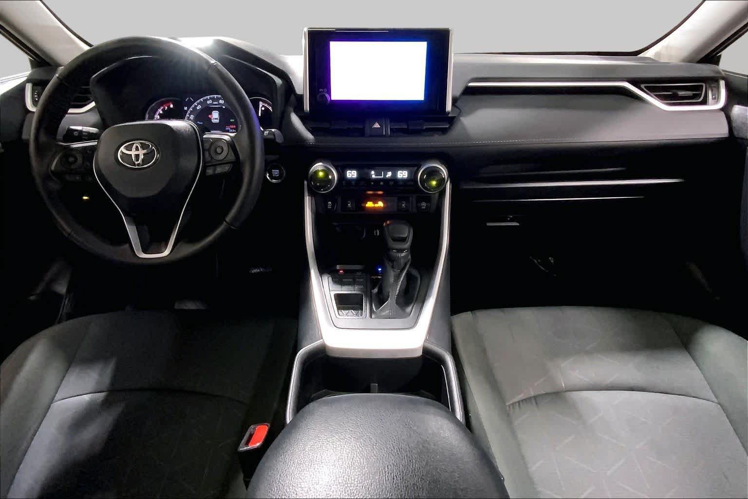 Certified 2024 Toyota RAV4 XLE w/ Convenience Package AWD/4WD image 16