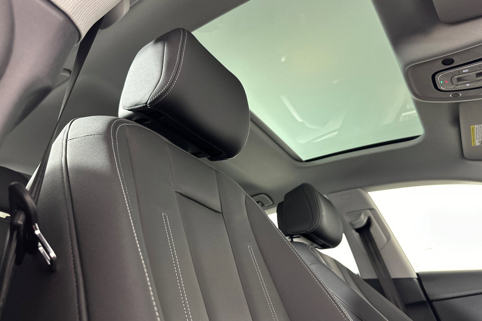 Used 2022 Audi A5 2.0T Premium image 15