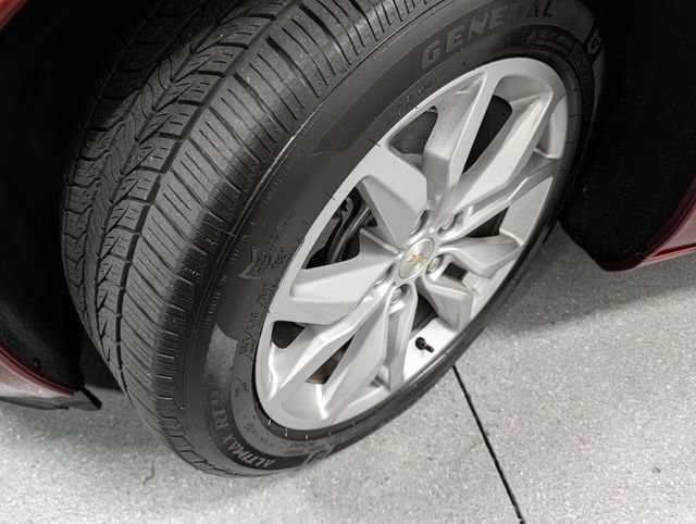 Certified 2017 Chevrolet Impala LT w/ Convenience Package FWD image 10