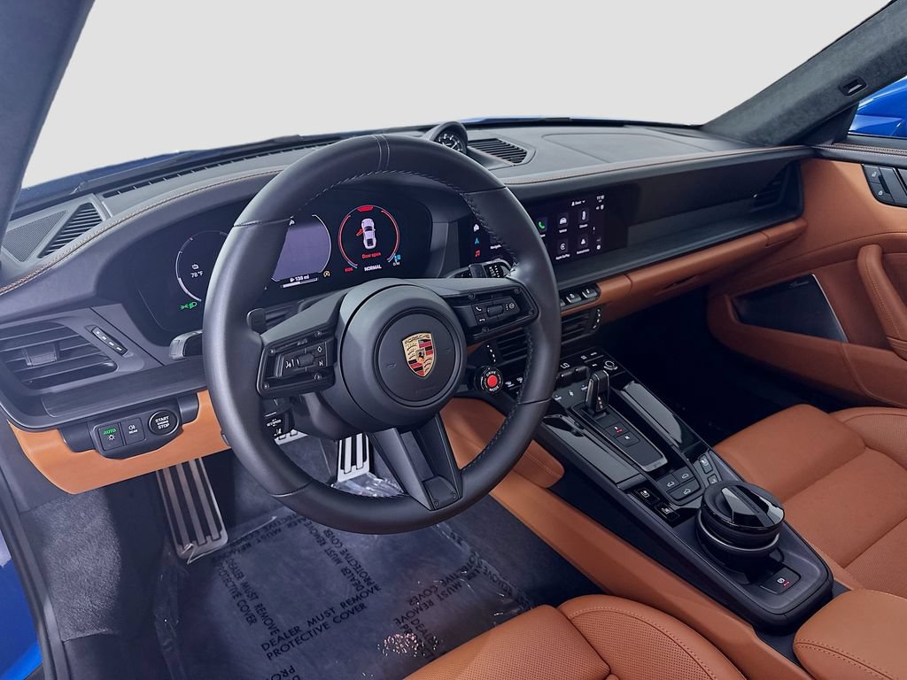 Certified 2025 Porsche 911 Carrera GTS RWD image 24