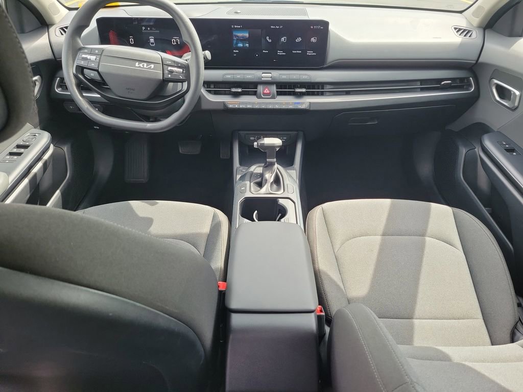 Used 2025 Kia K4 LXS FWD image 11