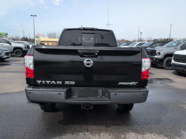 Used 2017 Nissan Titan PRO-4X image 6