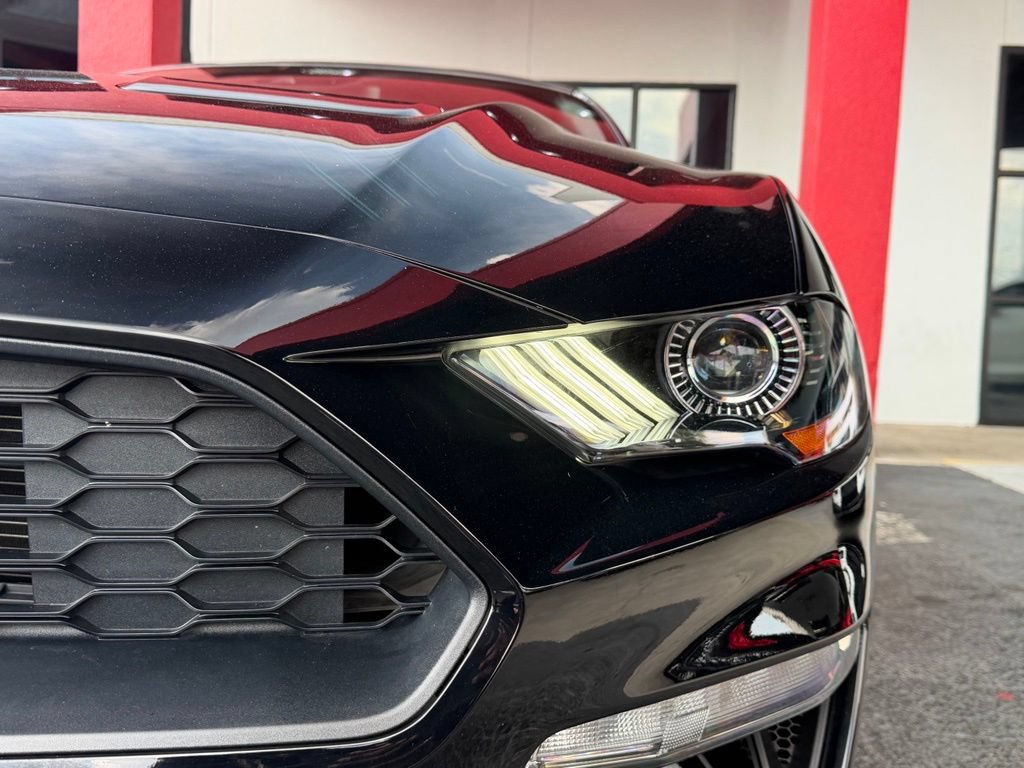 Used 2021 Ford Mustang Coupe RWD image 2