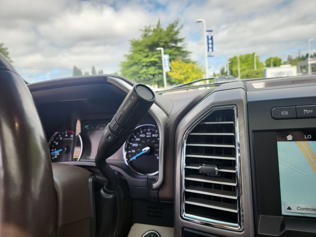 Used 2018 Ford F350 Limited AWD/4WD image 30