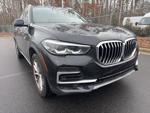Certified 2023 BMW X5 xDrive40i w/ Premium Package image 3