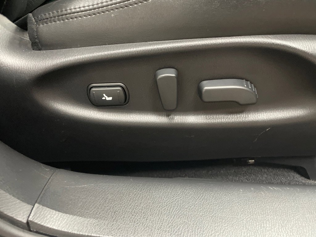 Used 2013 INFINITI M37 x w/ Premium Pkg image 40