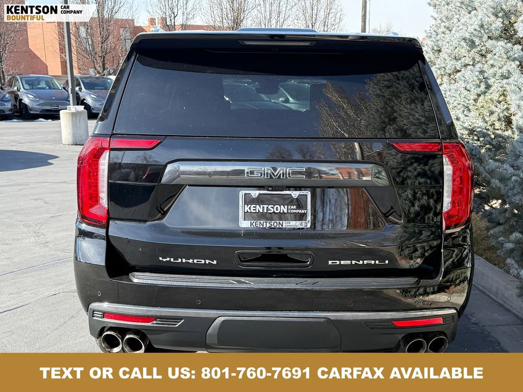 Used 2024 GMC Yukon Denali Ultimate AWD/4WD image 6