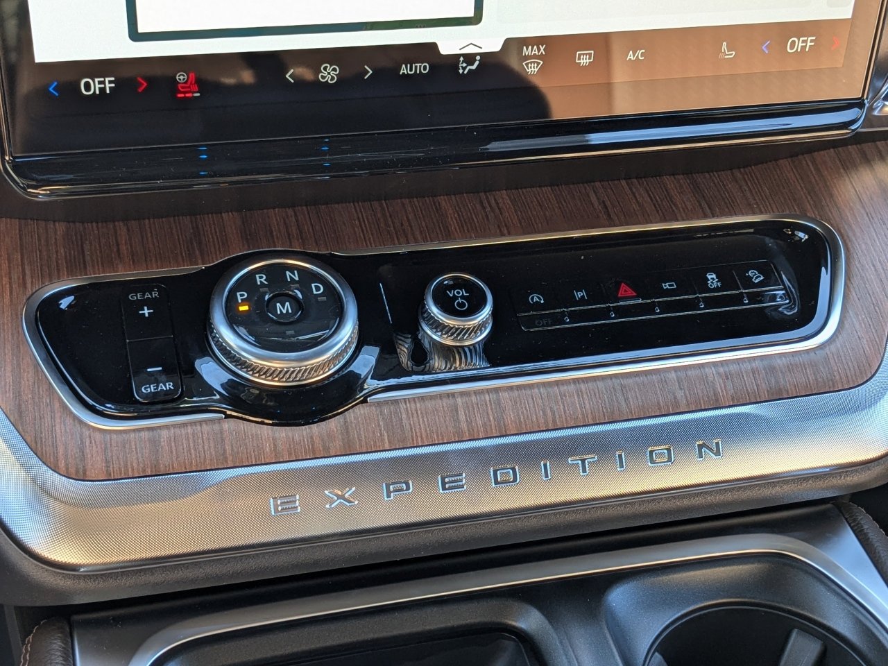 New 2025 Ford Expedition Max King Ranch image 23