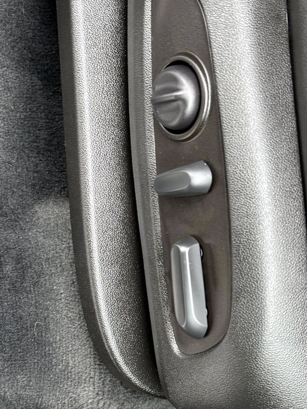 Certified 2023 Chevrolet Traverse LT image 8