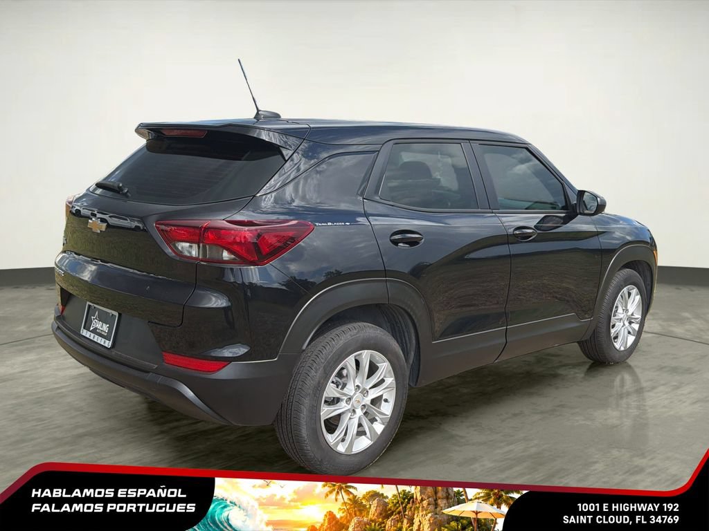 Used 2023 Chevrolet TrailBlazer LS FWD image 6