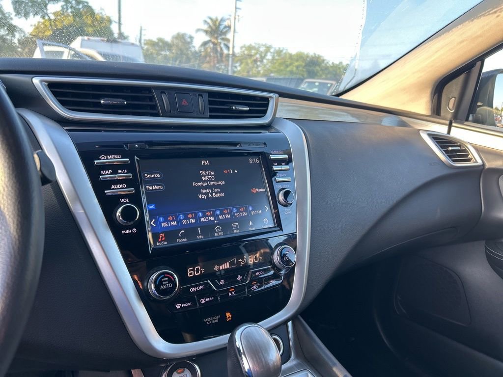 Used 2018 Nissan Murano SV image 11