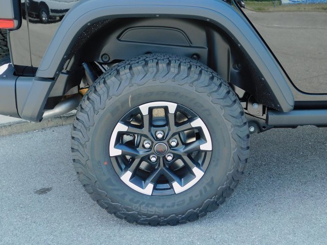 New 2025 Jeep Wrangler Unlimited Rubicon w/ Steel Bumper Group image 11