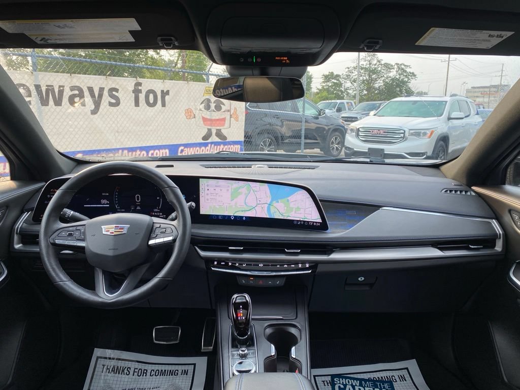 Used 2025 Cadillac XT4 Sport w/ LPO, Floor Liner Package AWD/4WD image 20