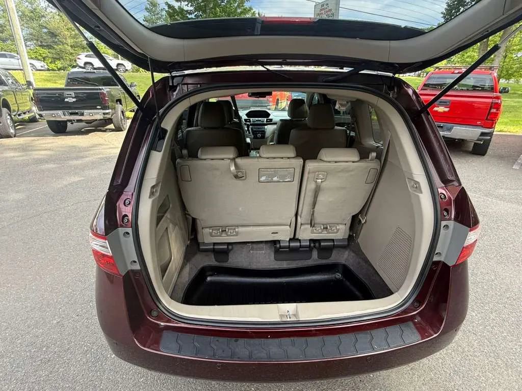 Used 2011 Honda Odyssey Touring Elite image 15