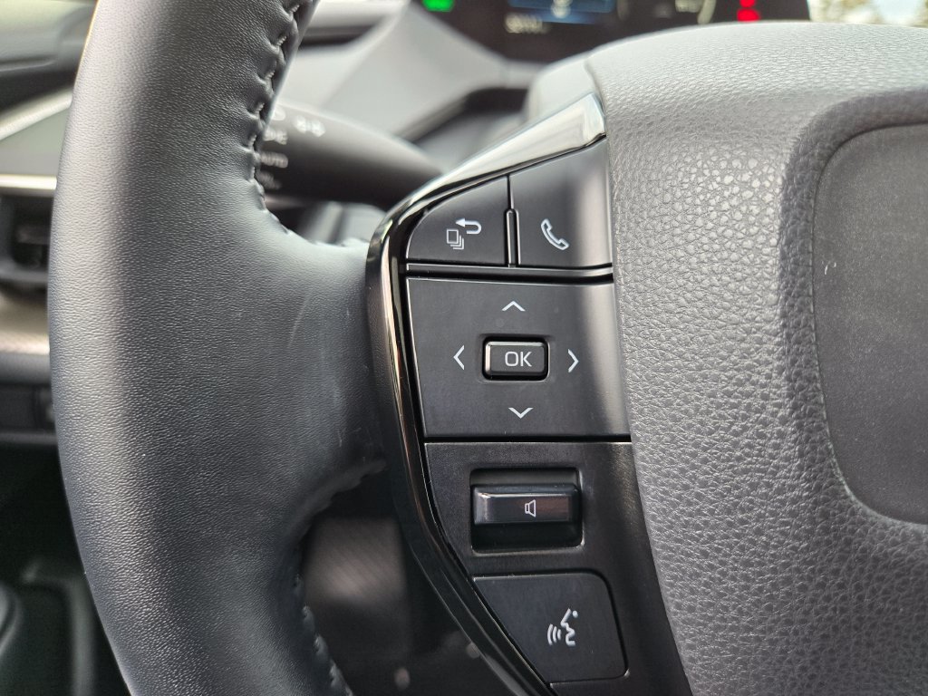 Used 2023 Toyota Prius Limited w/ Limited Premium Package AWD/4WD image 19