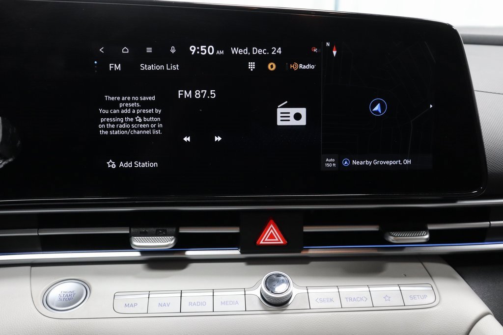 Certified 2023 Hyundai Elantra Limited image 30