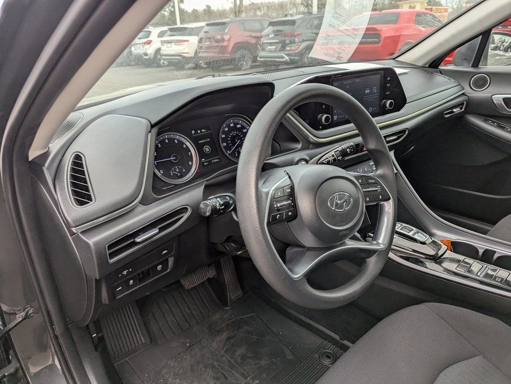 Used 2022 Hyundai Sonata SEL w/ Winter Weather Package image 12