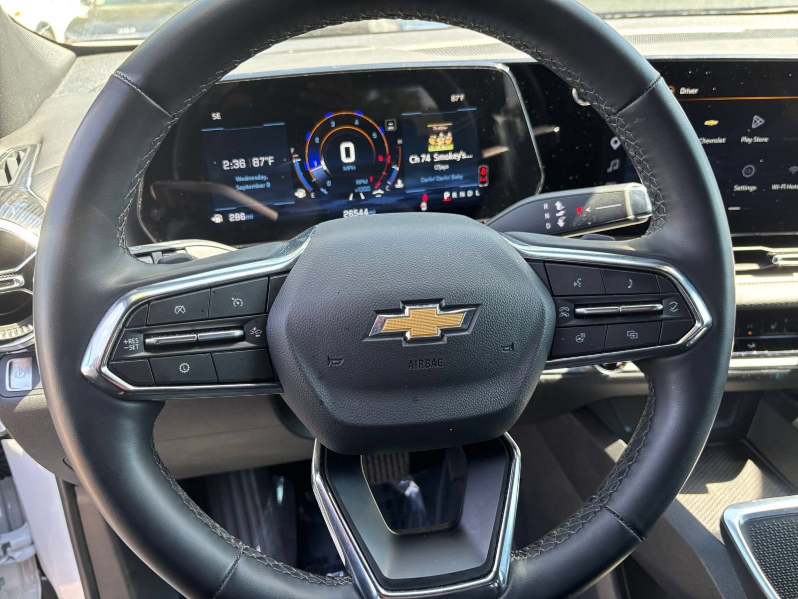 Used 2025 Chevrolet Equinox LT FWD image 27
