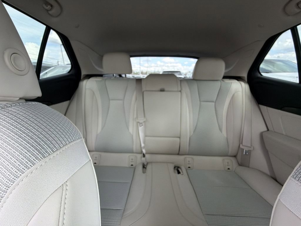 Used 2023 Buick Envision Preferred image 13