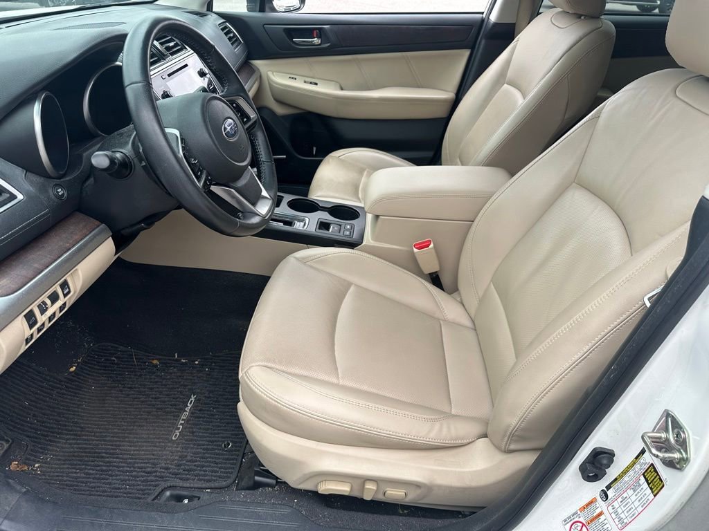 Used 2019 Subaru Outback 3.6R Limited w/ Popular Package #2 image 26