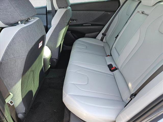 New 2026 Hyundai Elantra Limited image 11