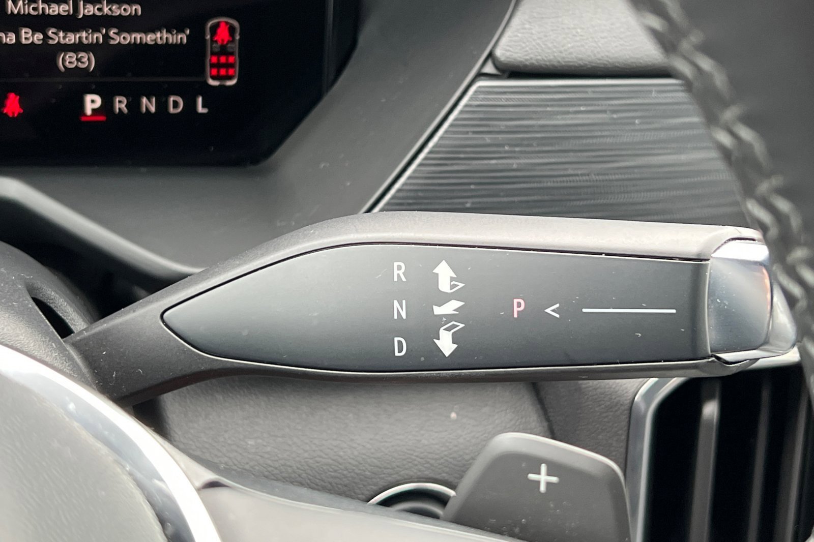 Used 2025 GMC Acadia Elevation image 20