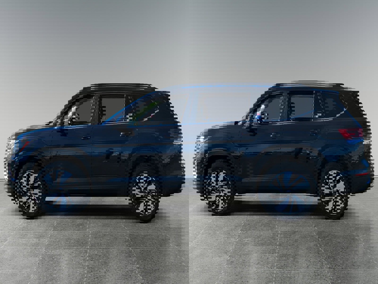 Used 2024 Volkswagen Atlas SE image 2