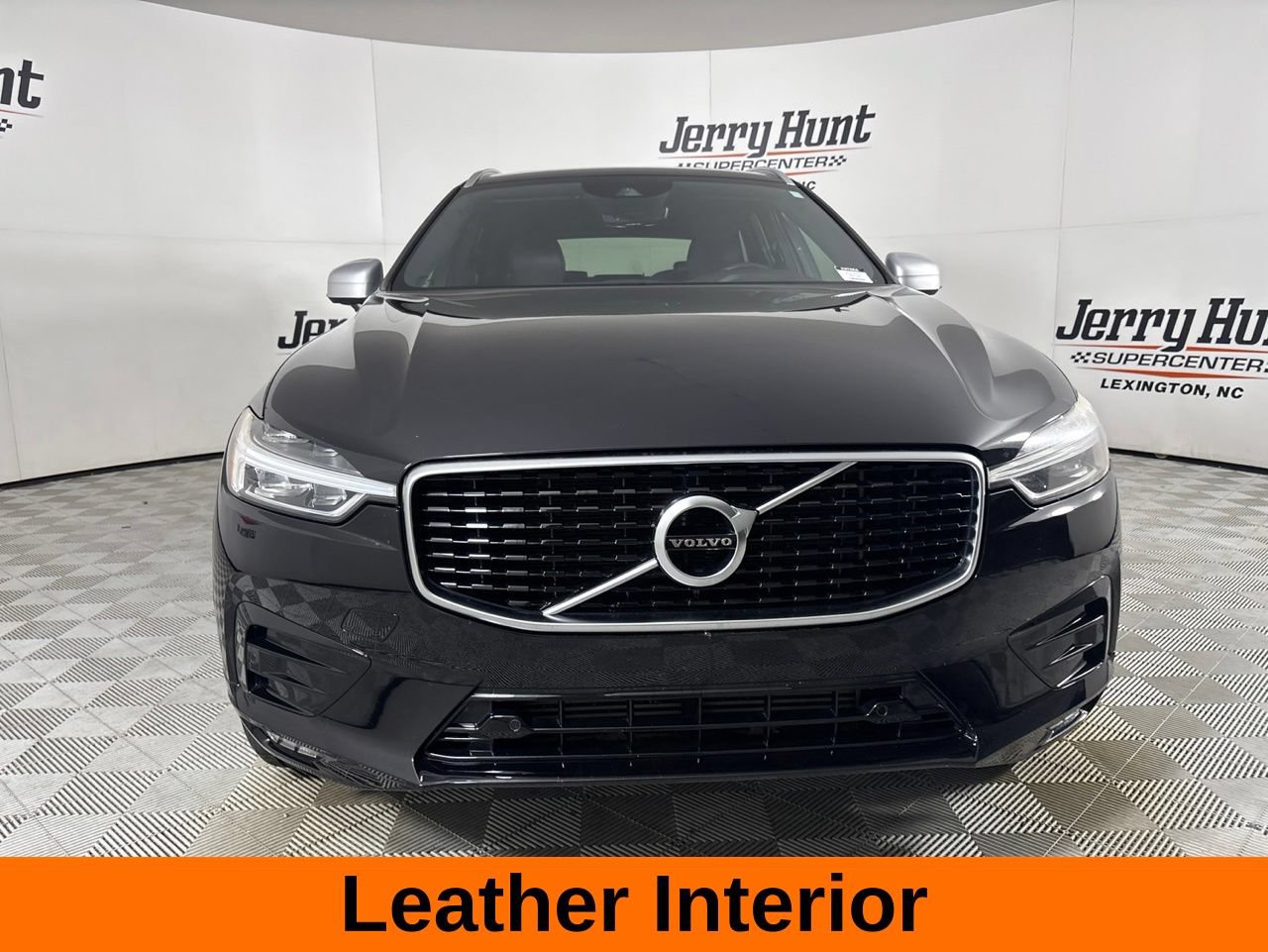 Used 2019 Volvo XC60 T5 R-Design w/ Protection Package Premier FWD image 3