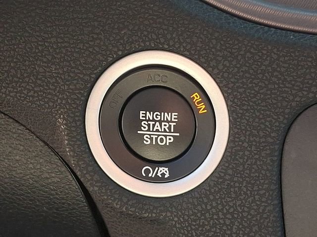 Used 2023 Dodge Charger SXT RWD image 25