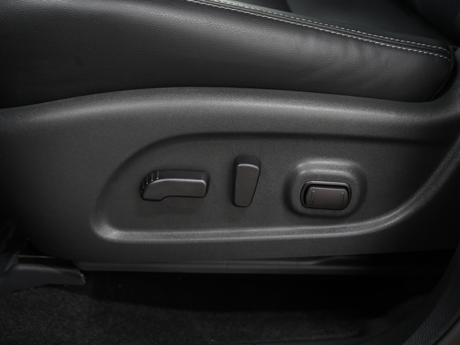 Used 2024 Nissan Murano SL AWD/4WD image 27