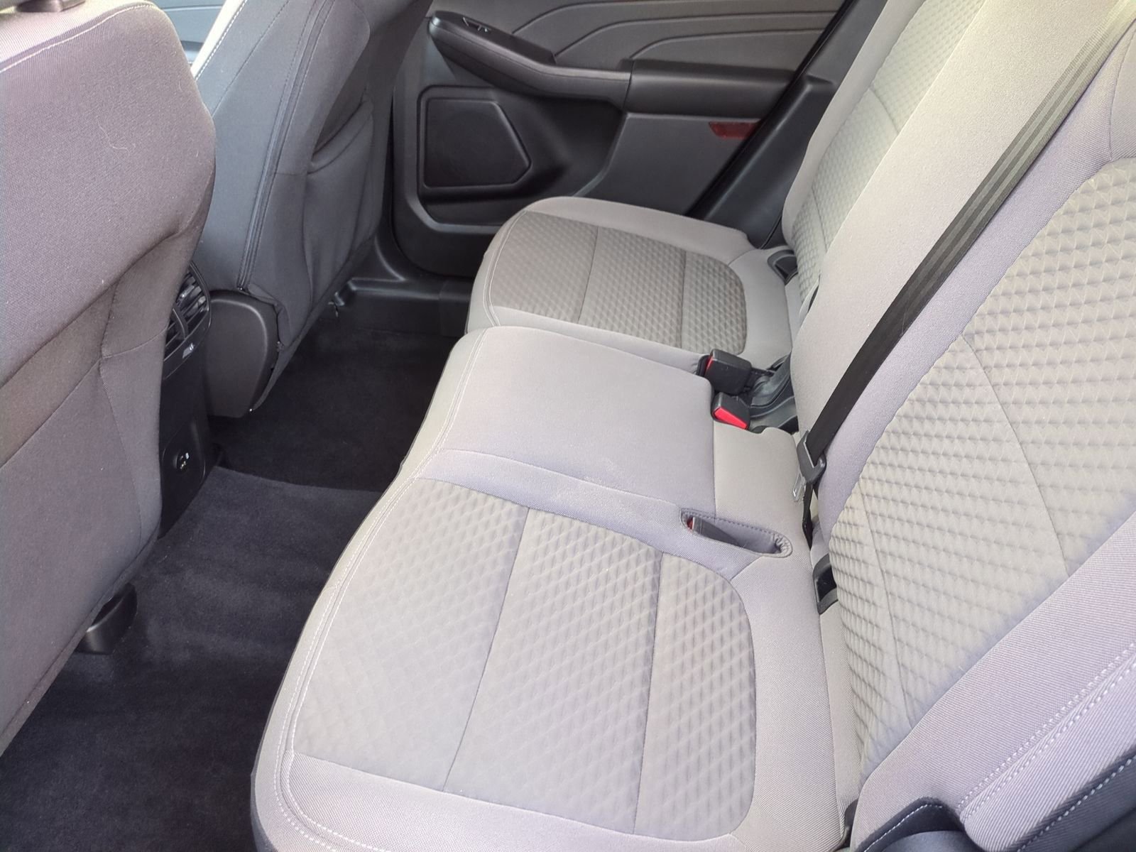 Used 2022 Ford Escape SE w/ Cold Weather Package image 23