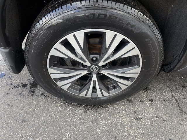 Used 2021 Nissan Rogue SV AWD/4WD image 27