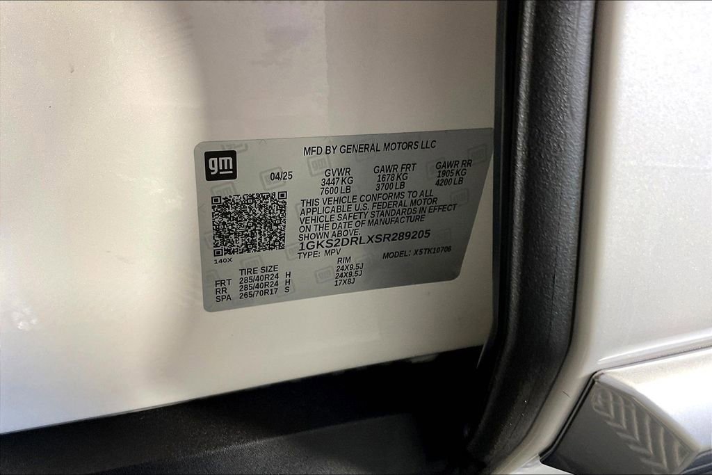 Used 2025 GMC Yukon Denali w/ Denali Reserve Package image 46