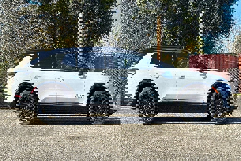 New 2026 Chevrolet Equinox EV RS image 3