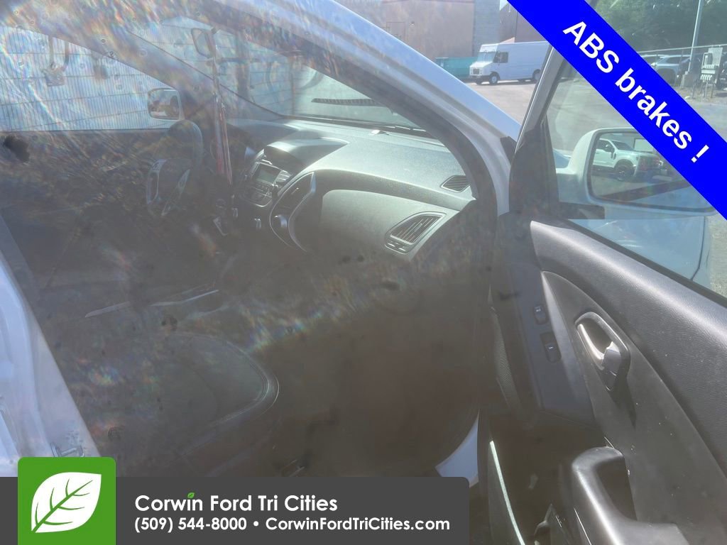 Used 2013 Hyundai Tucson GLS FWD image 6