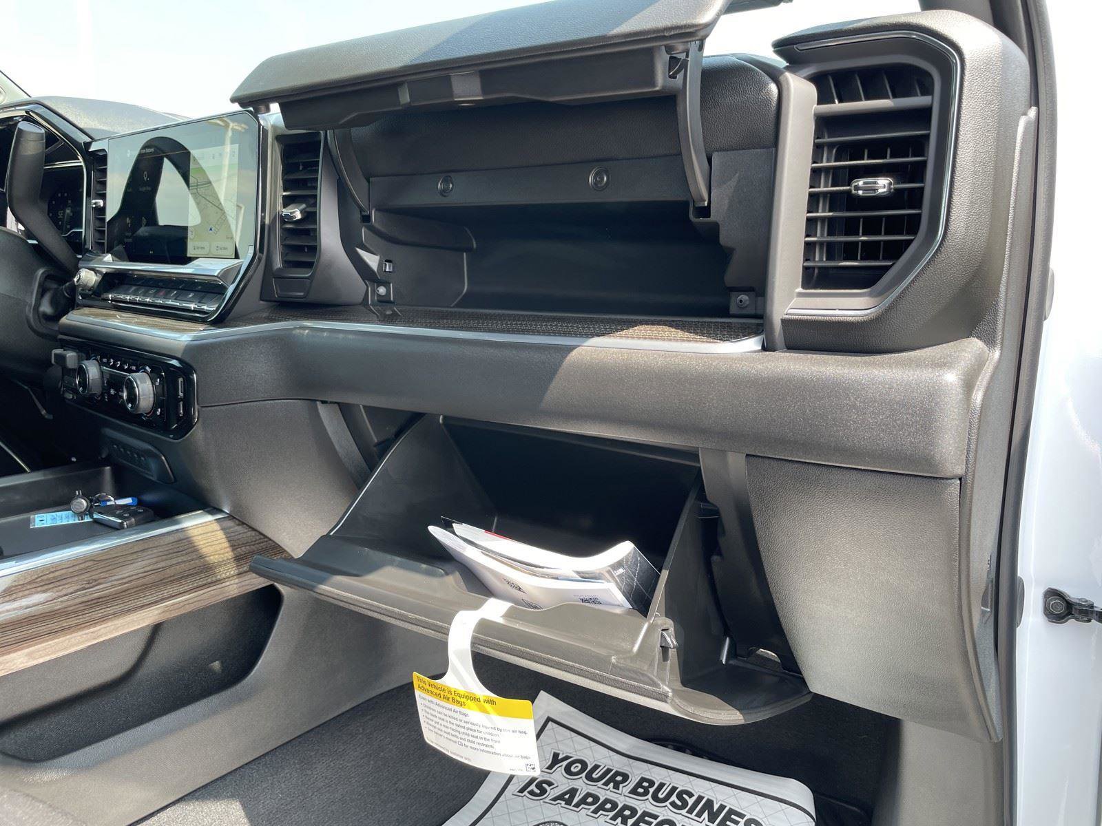 Used 2025 Chevrolet Silverado 2500 LT w/ Convenience Package AWD/4WD image 27