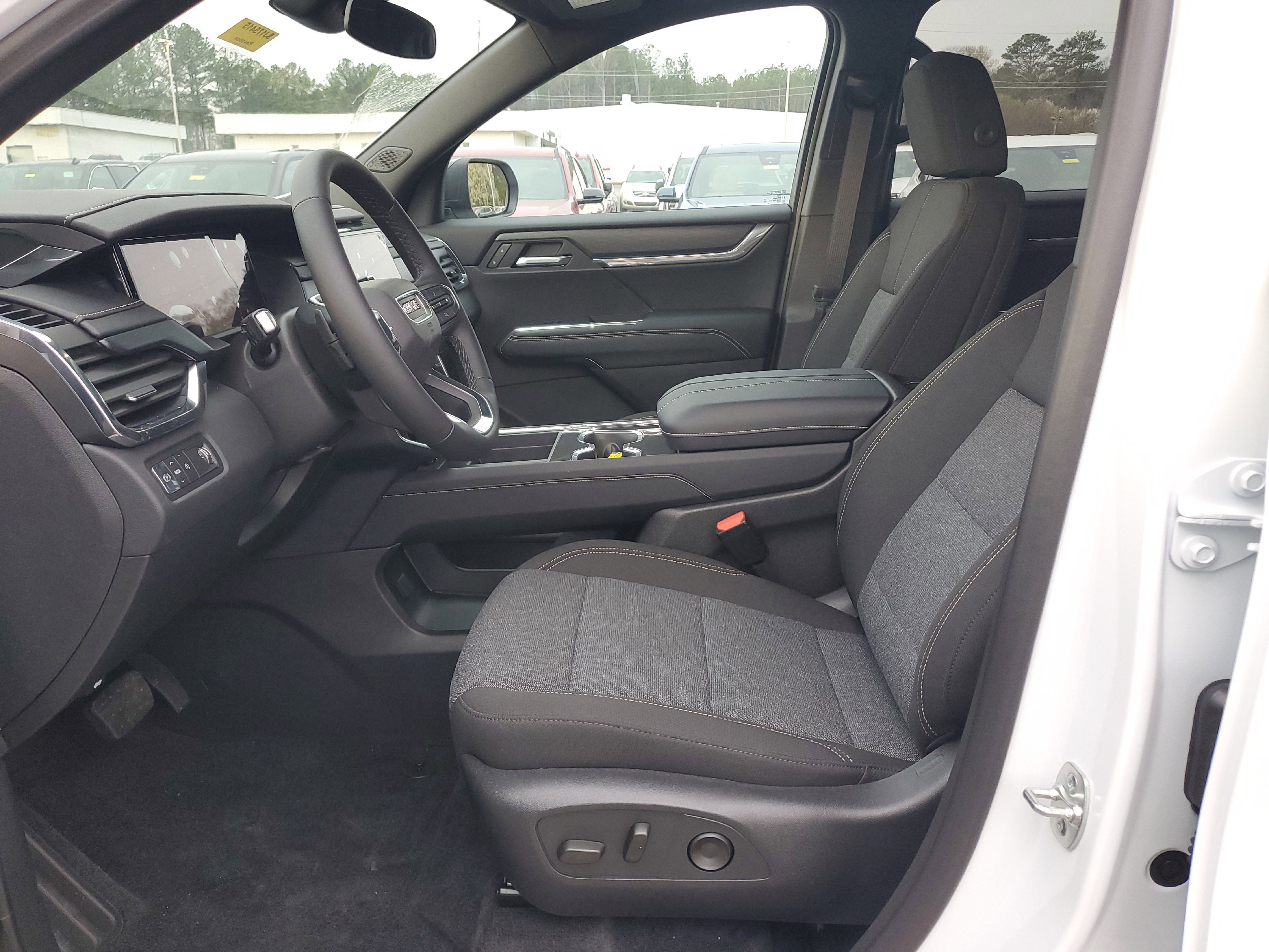 New 2025 GMC Acadia Elevation image 21