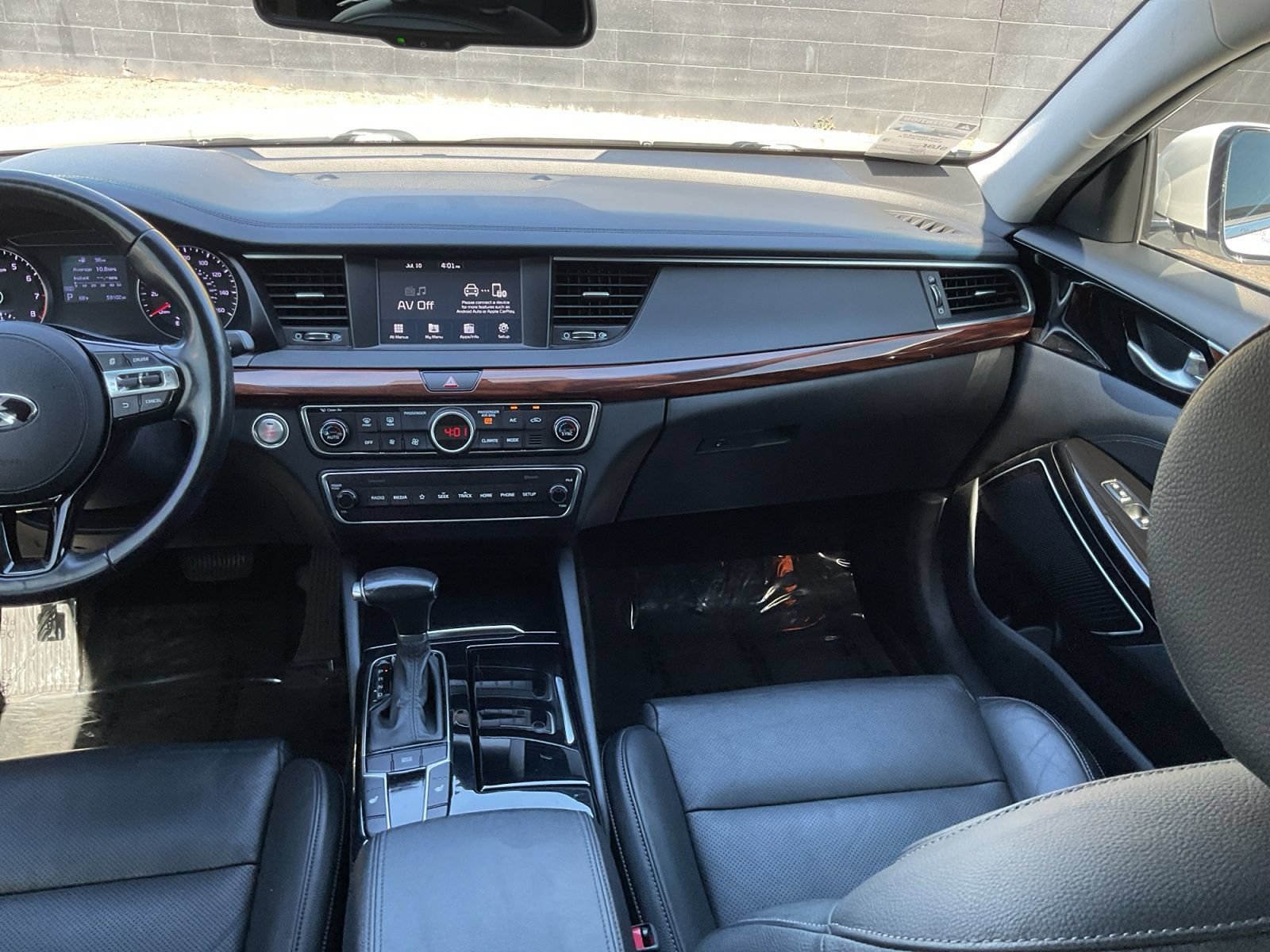 Used 2019 Kia Cadenza Premium FWD image 16