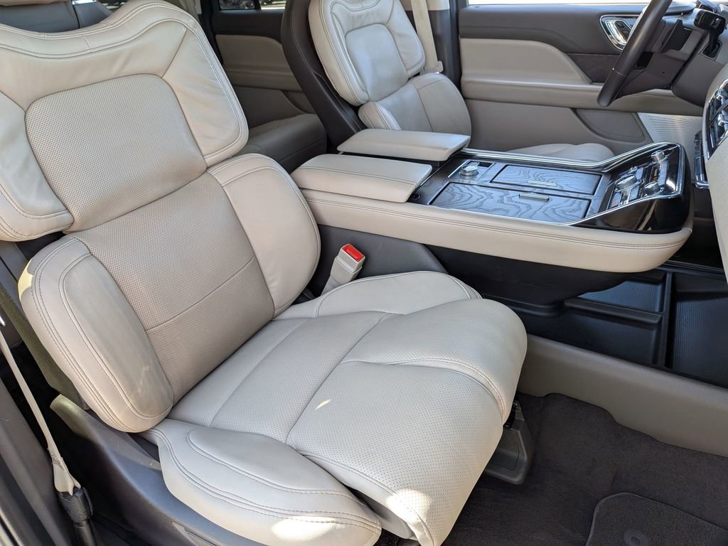 Used 2024 Lincoln Navigator L Reserve AWD/4WD image 31
