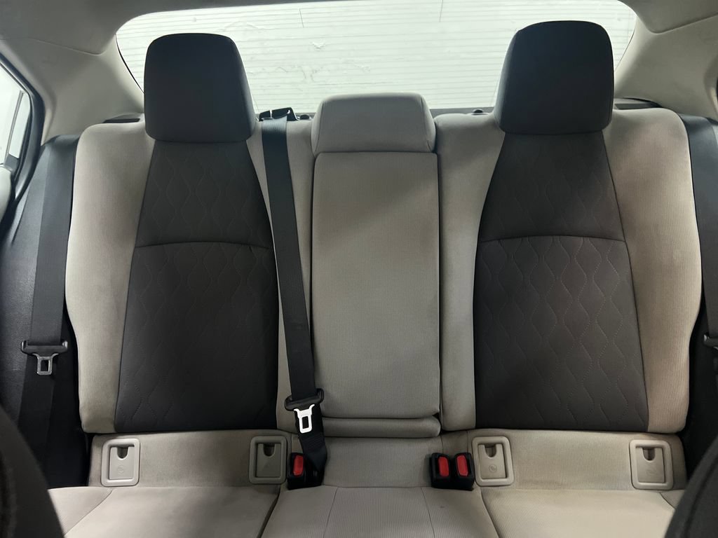 Used 2020 Toyota Corolla LE FWD image 28