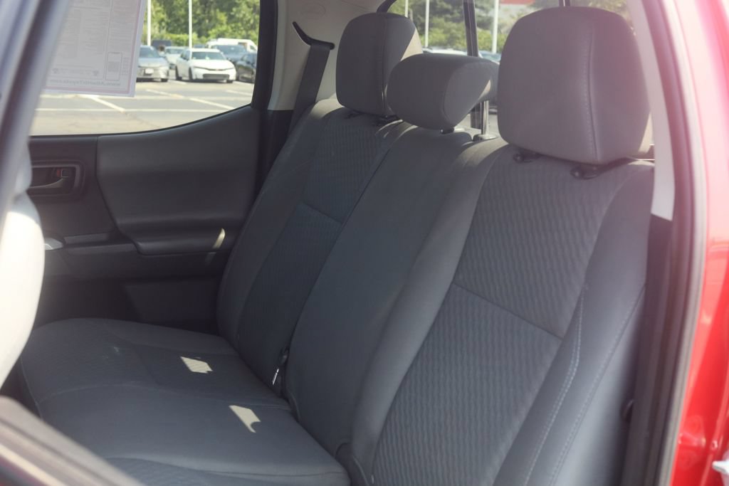 Used 2023 Toyota Tacoma SR5 AWD/4WD image 24