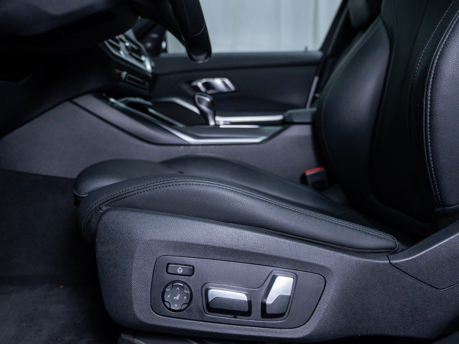 Used 2020 BMW M340i xDrive w/ Premium Package image 18