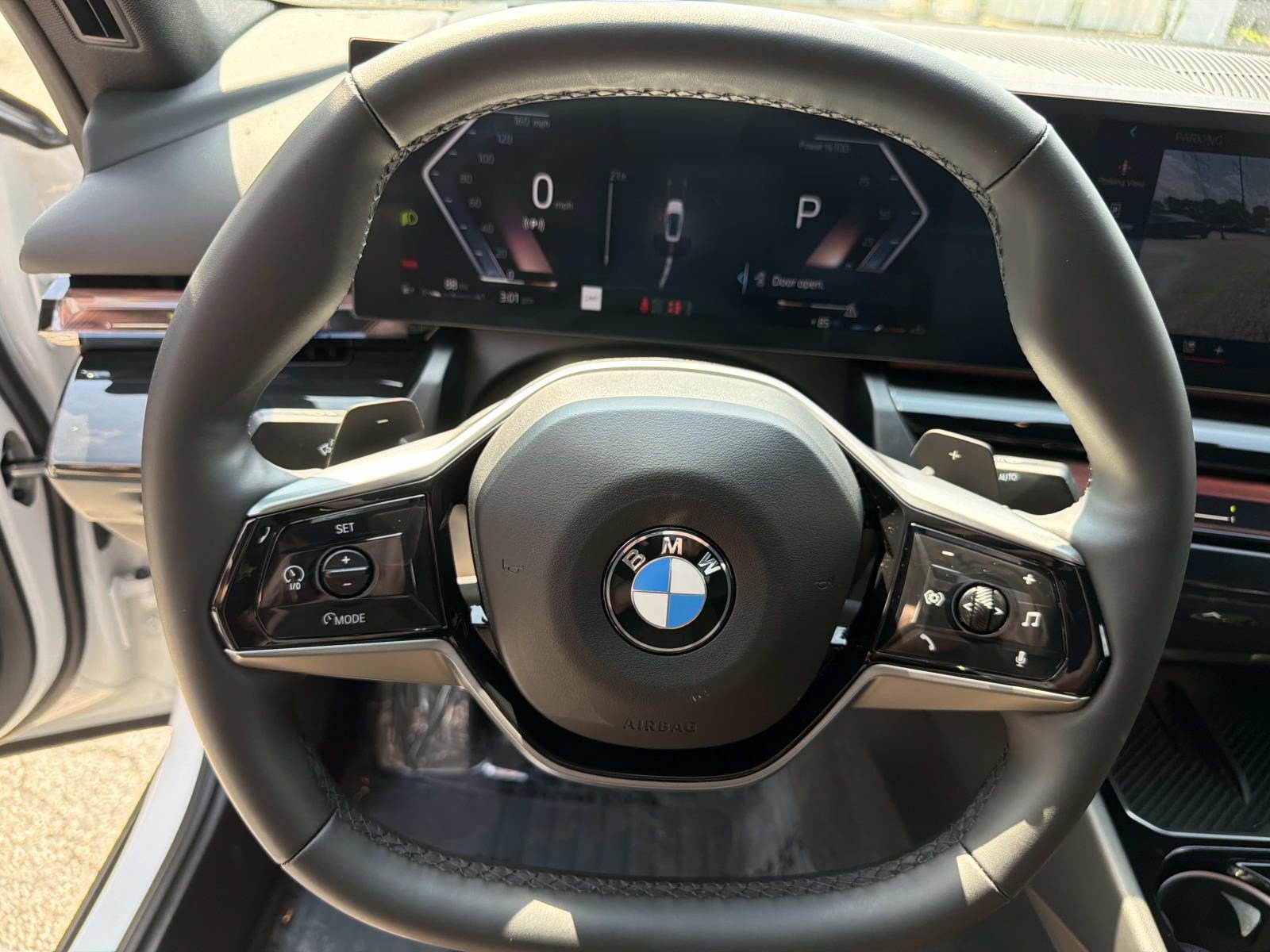 Used 2026 BMW 540i xDrive AWD/4WD image 25